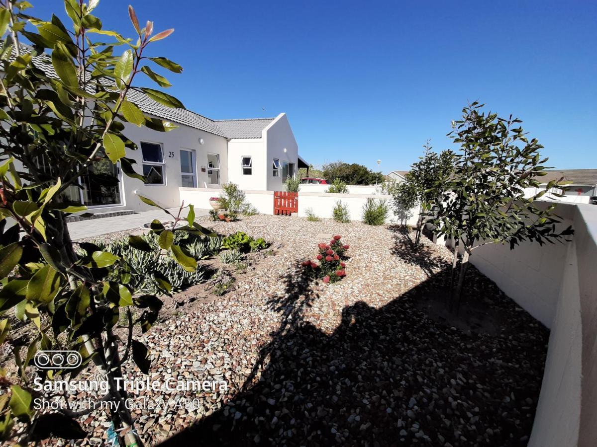 Westbed Hotel Langebaan Exterior photo