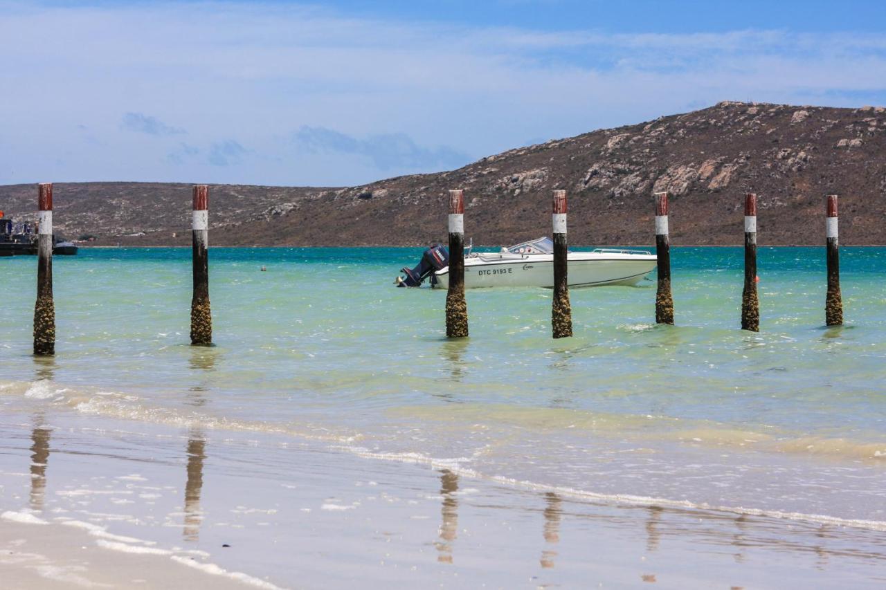 Westbed Hotel Langebaan Exterior photo