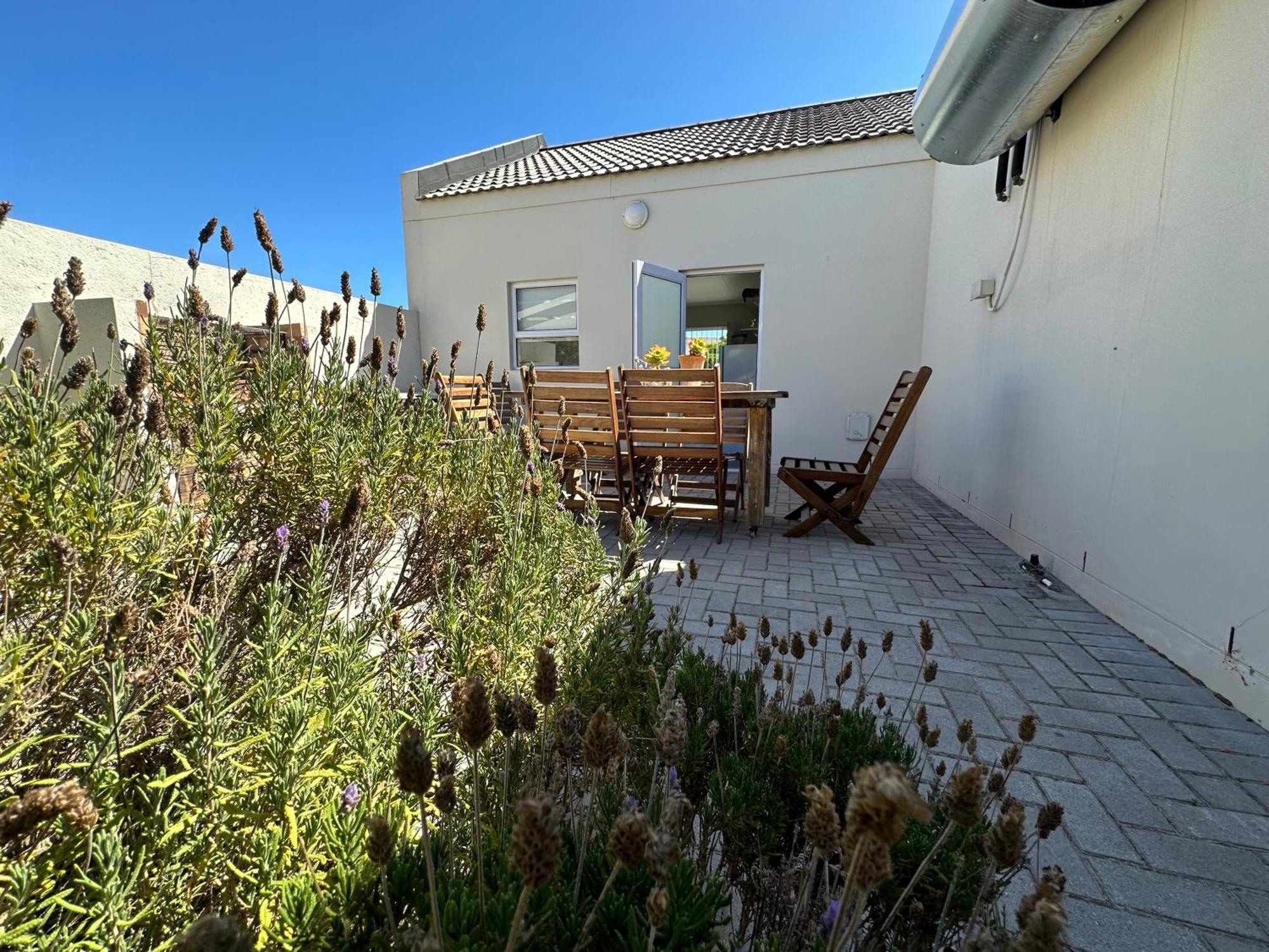 Westbed Hotel Langebaan Exterior photo