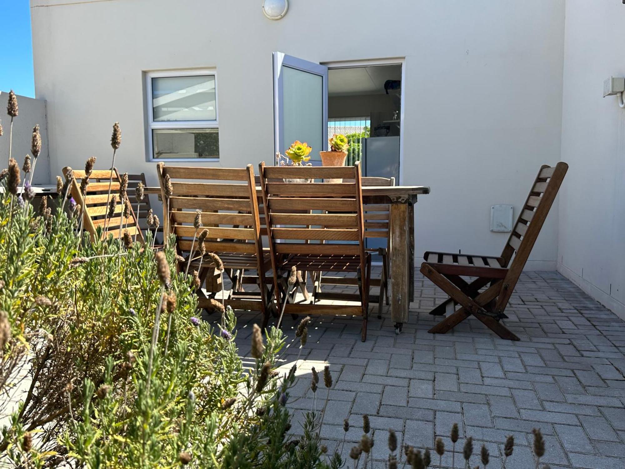 Westbed Hotel Langebaan Exterior photo